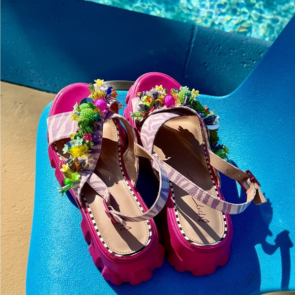 Betsy Johnson Selah Platform Sandals Pink Multi Charm Embellished Lug Sole 8 - Picture 2 of 9